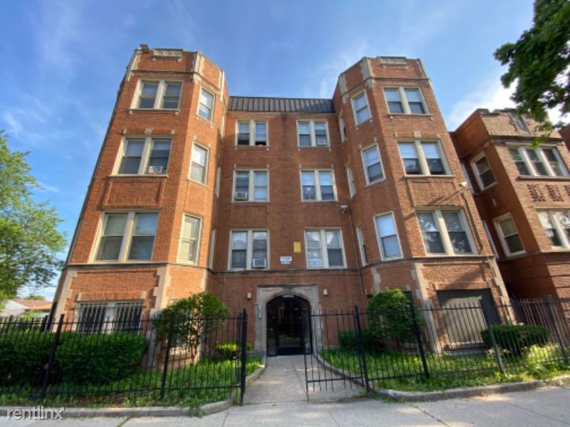 Primary Photo - 4 br, 2 bath House - 5501 W Congress Pkwy