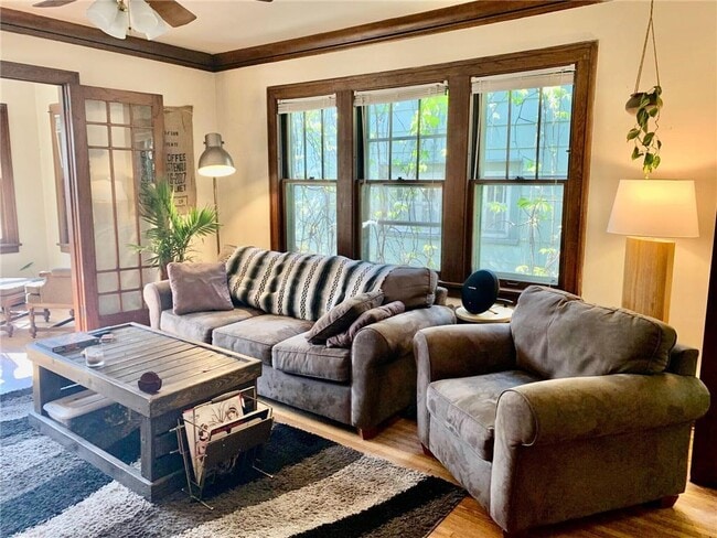 Building Photo - 2828 28th Ave S