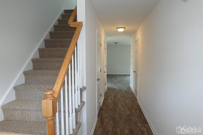 Foto del edificio - 381 Highland St