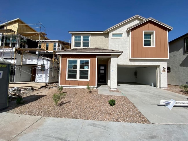 Building Photo - 612 W Derringer Way