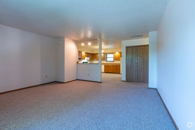 2 habitaciones, 1 baño, 118 m², comedor y sala de estar - 6215 Normandy Drive