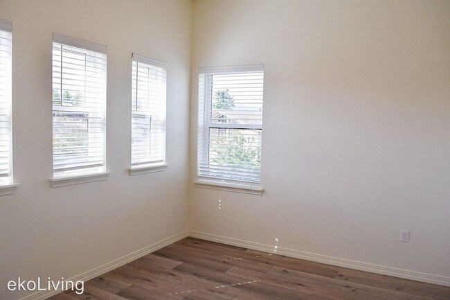 Foto del edificio - 5120 N Lombard St