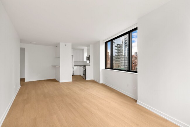 Building Photo - 78 W 63rd St.