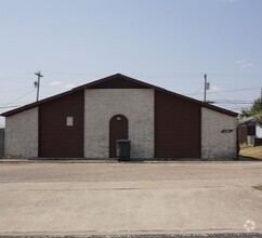 Building Photo - 2206 Corona Dr