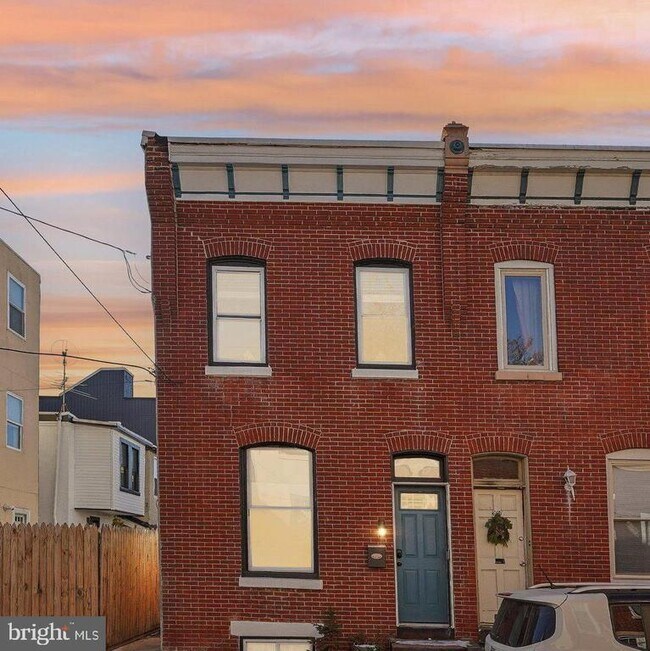 Building Photo - 3008 W Harper St