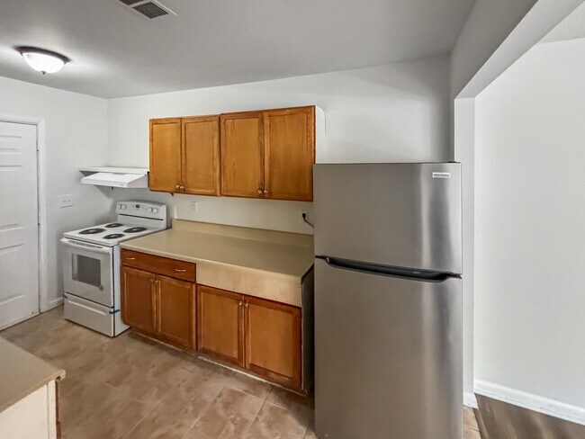 Foto del edificio - 246 Rosser St SW