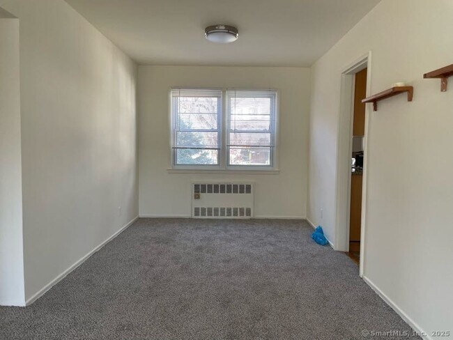 Foto del edificio - 264 Glenbrook Rd