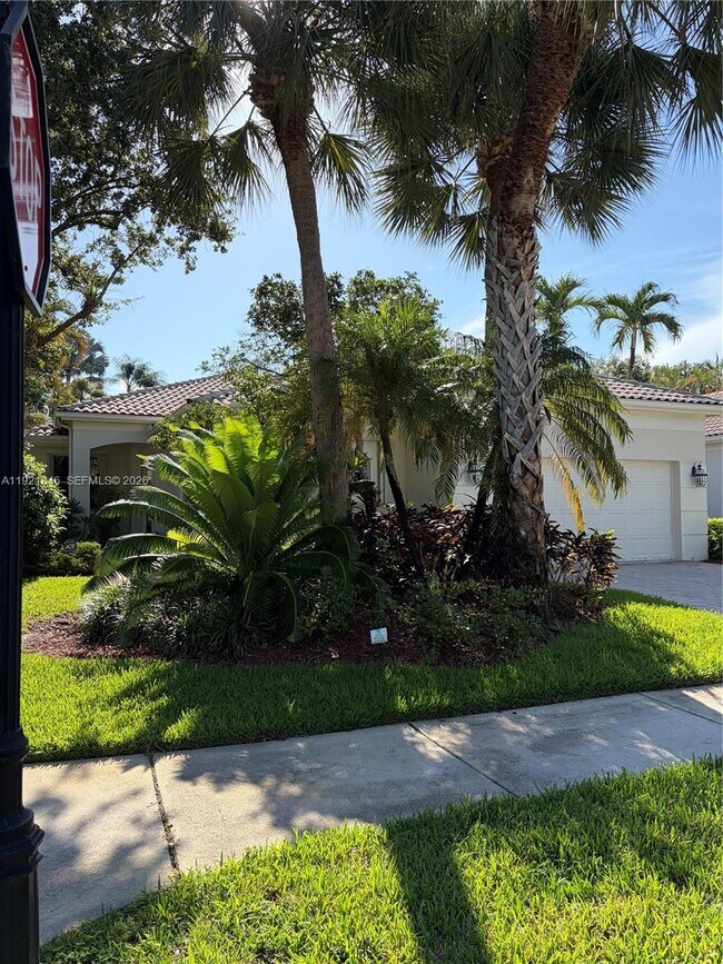 Foto del edificio - 2518 Bay Pointe Ct