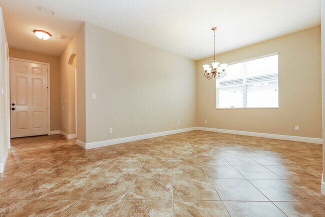 Building Photo - 12307 Cricklewood Dr