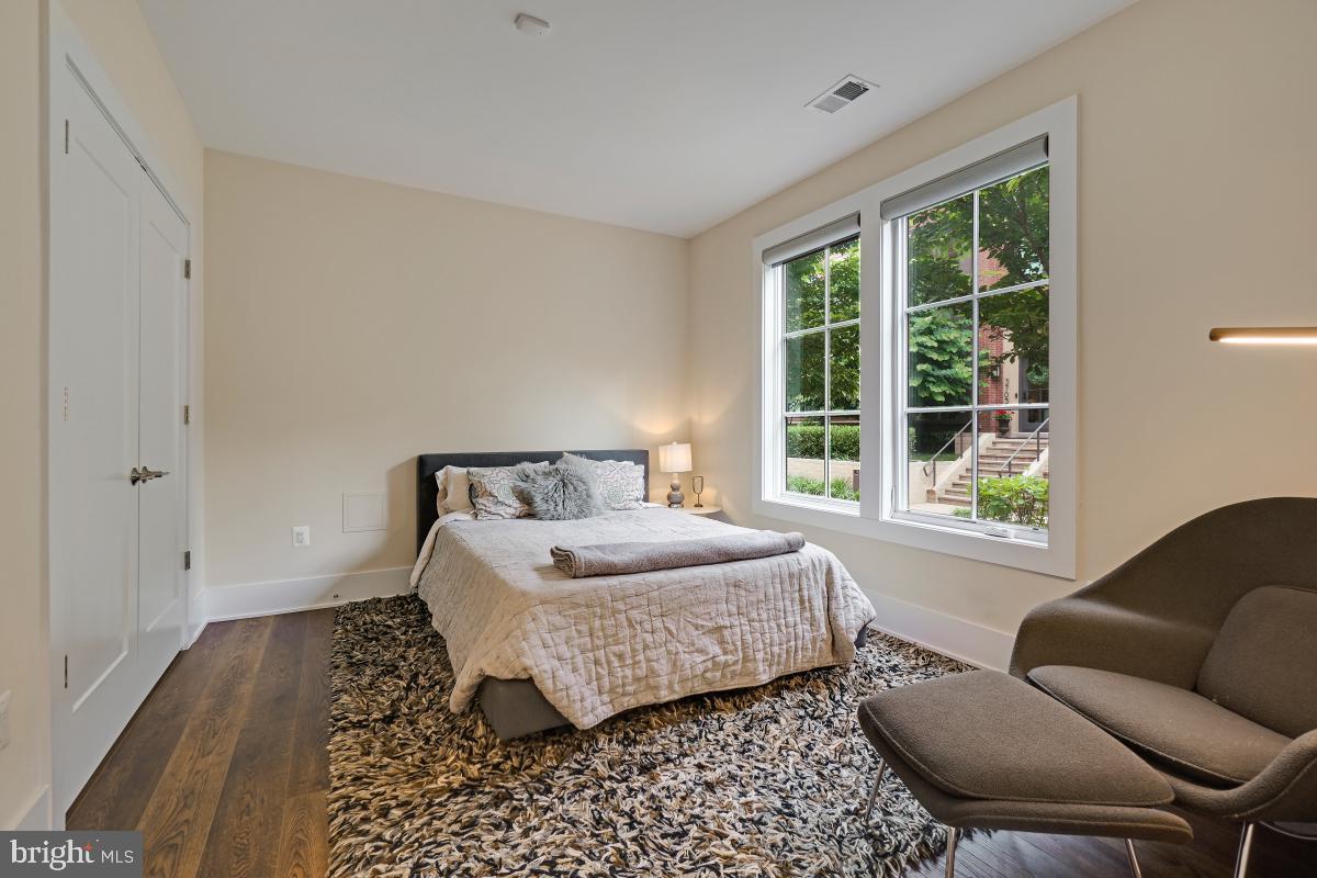 3713 Chevy Chase Lake Dr, Chevy Chase, MD 20815 Townhouse for Rent in