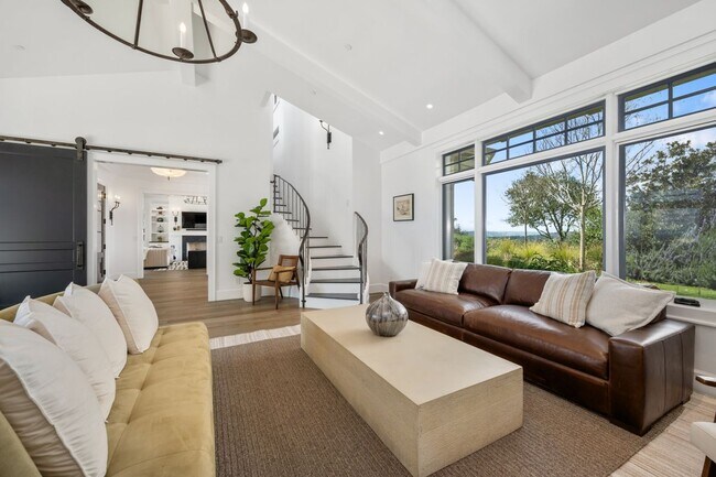 Foto del edificio - 2111 Random Oaks Rd