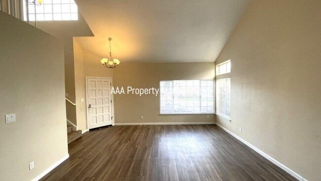 Building Photo - Antioch Beautiful remodeled 4 bedroom 2.5 ...