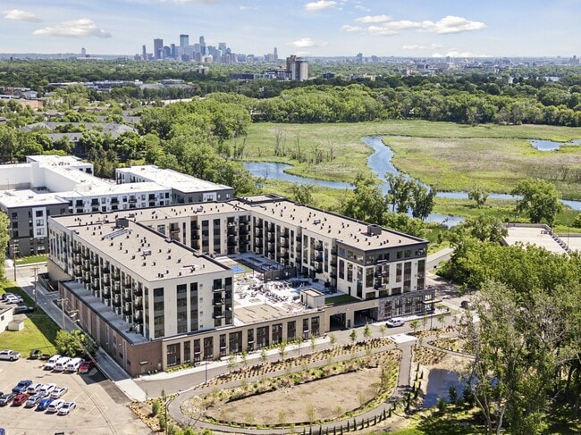 Exterior - Risor of St. Louis Park - Active Adult 55+