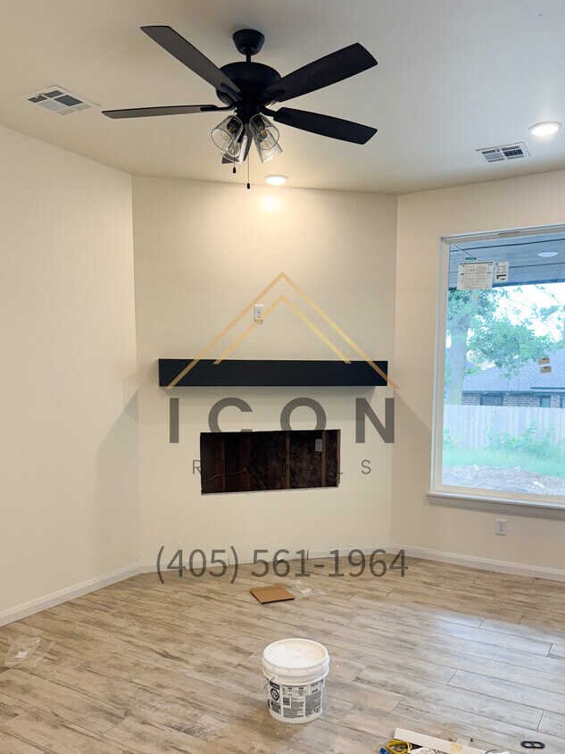 Foto del edificio - 8429 Stonewood Dr