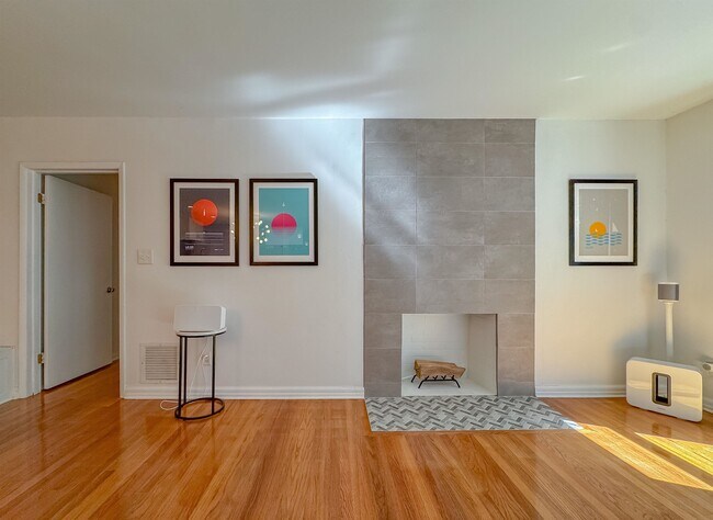 Foto del edificio - 1008 Dogwood Dr