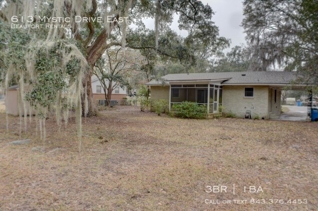 Building Photo - 613 Mystic Drive East