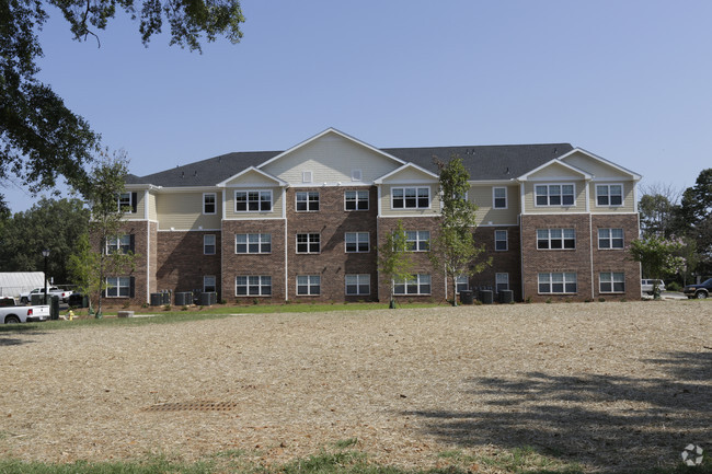 Foto del edificio - The Manor at West Greenville