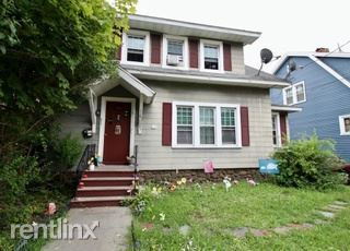 Building Photo - 2 br, 1.5 bath House - 851 Woodward Ave