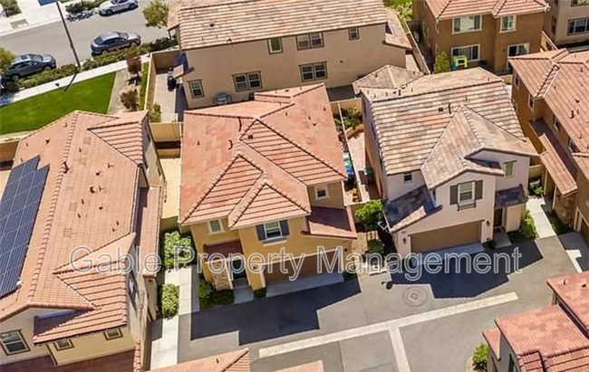 Foto del edificio - 26835 Albion Way