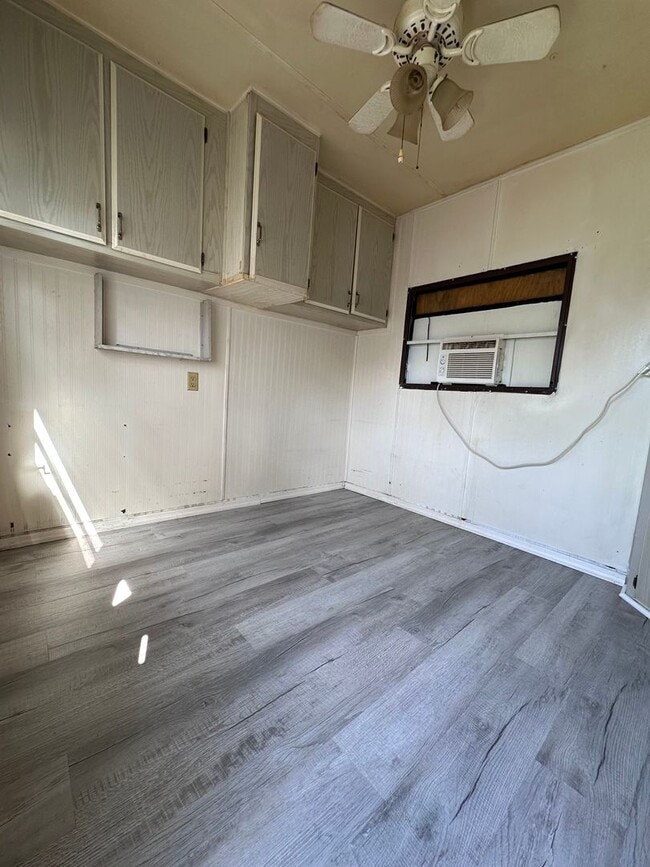 Foto del edificio - 11811 N Broad St