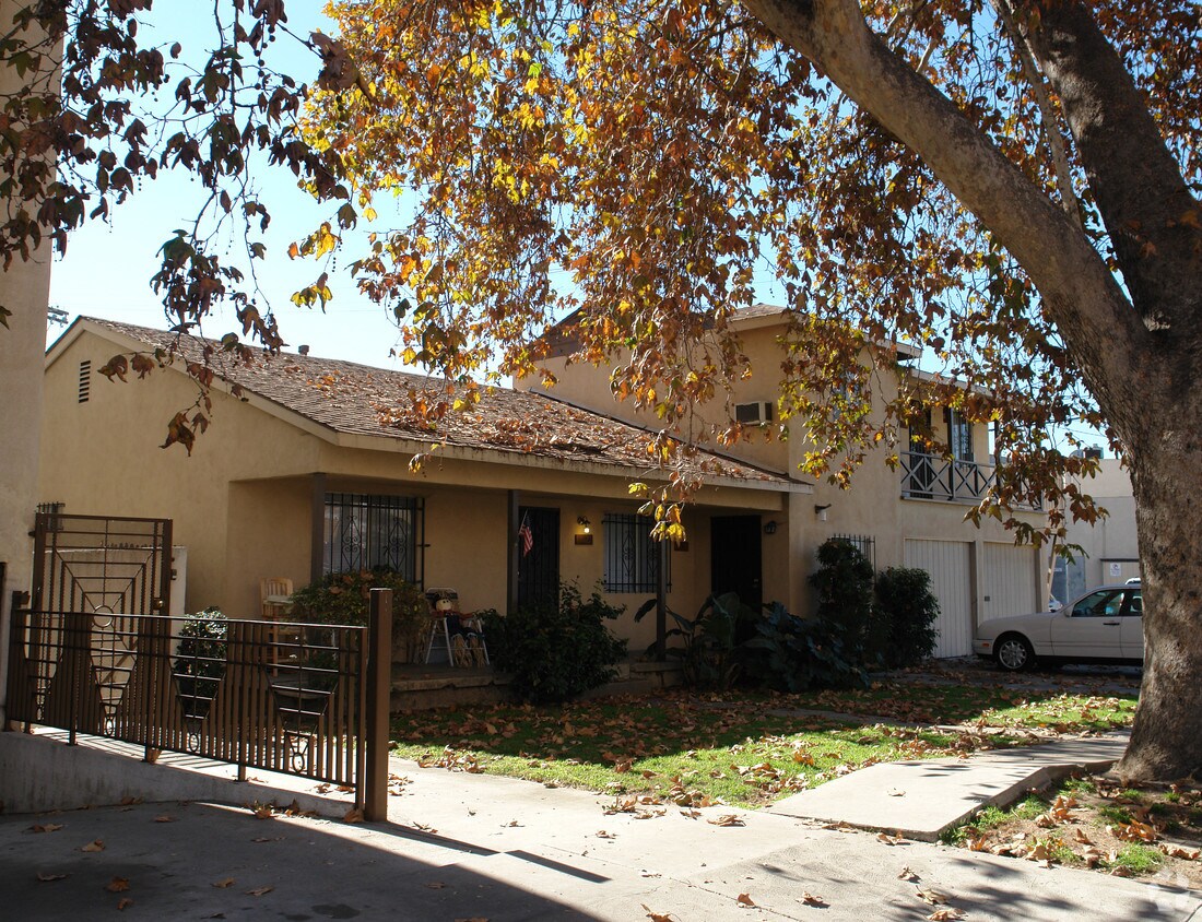árbol obstruction - 11122 Morrison St