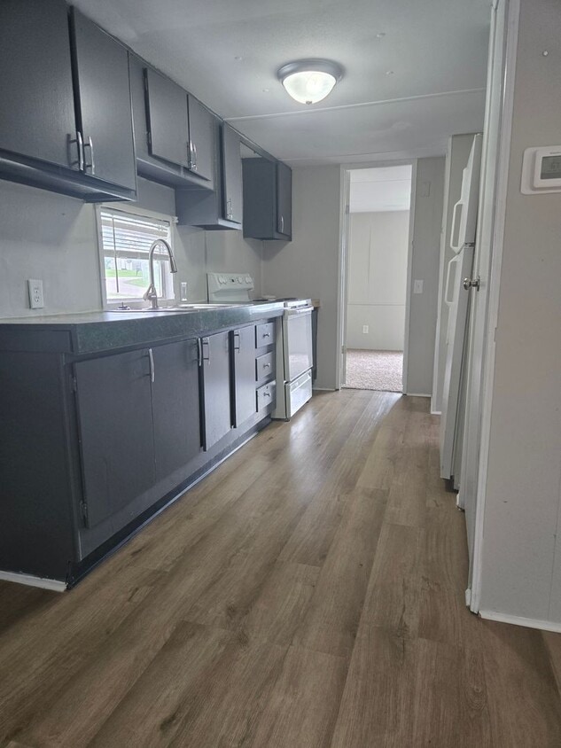 Primary Photo - 2 Bedroom Mobile Home in Rockwell Village!