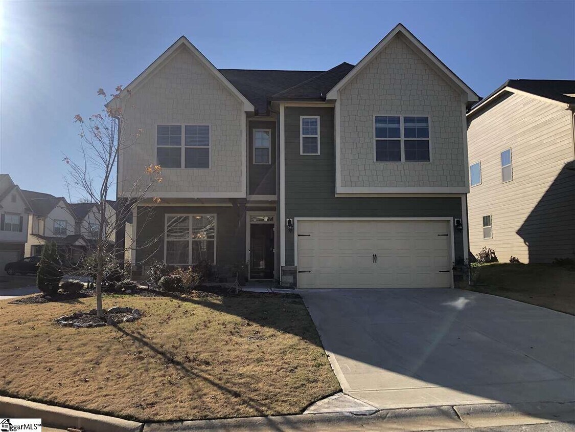 Primary Photo - 132 Crowned Eagle Dr