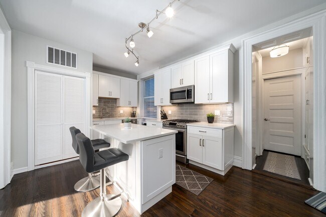 Foto del edificio - 712 Willow Ave