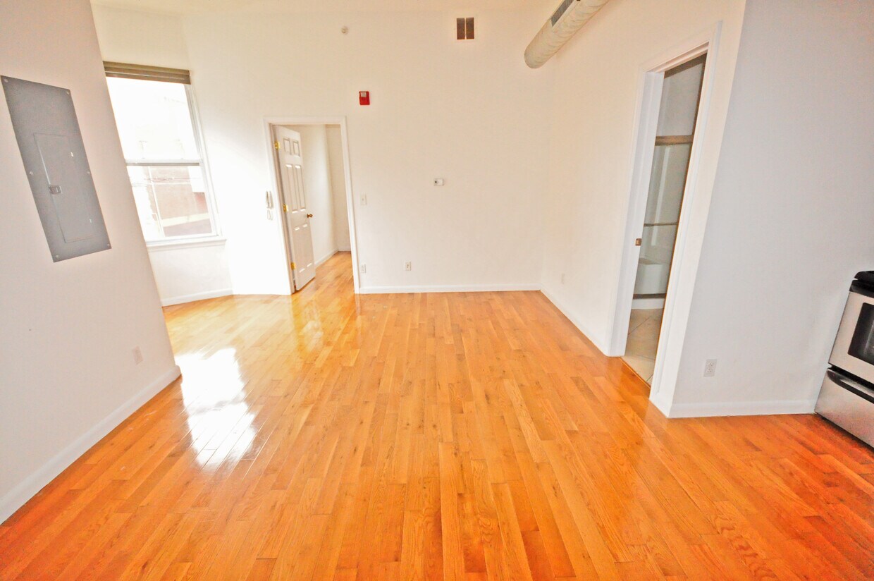 1801 Master St Unit C, Philadelphia, PA 19121 Apartments in