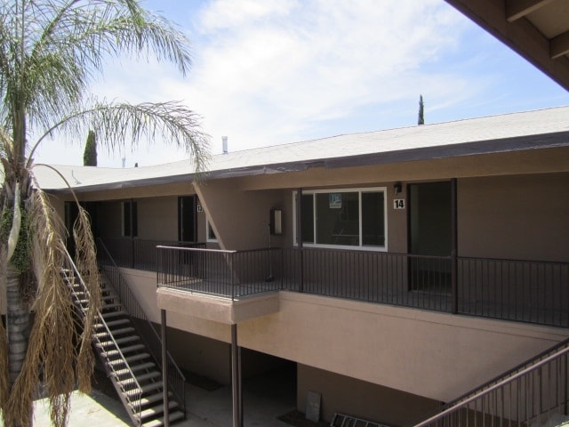 Building Photo - 7348 Elm St