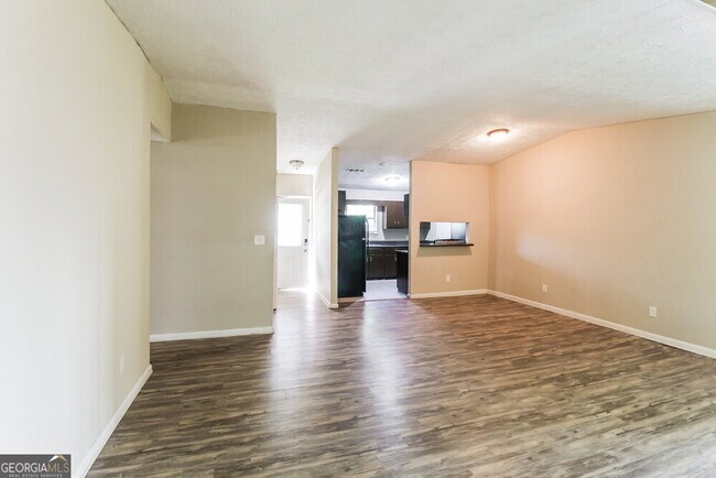 Building Photo - 5531 Mallard Trail