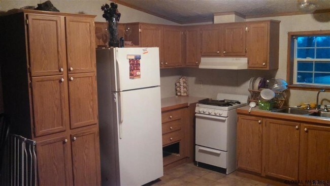 Building Photo - 58 Dunn Rd