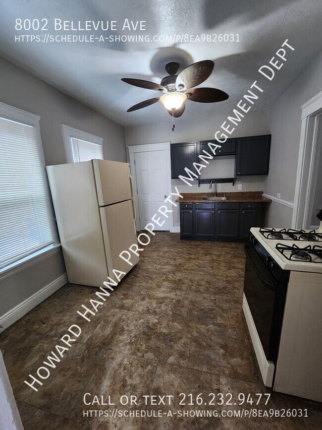 Building Photo - 3 Bedroom Home For Rent on Bellevue Ave