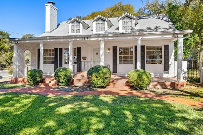 Building Photo - 2612 Bridle Path