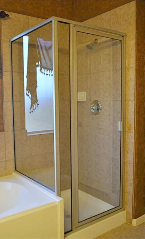 Building Photo - 6454 Applewood Forest Dr