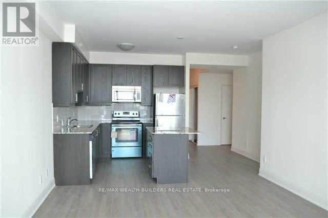 Building Photo - 2900 Hwy 7