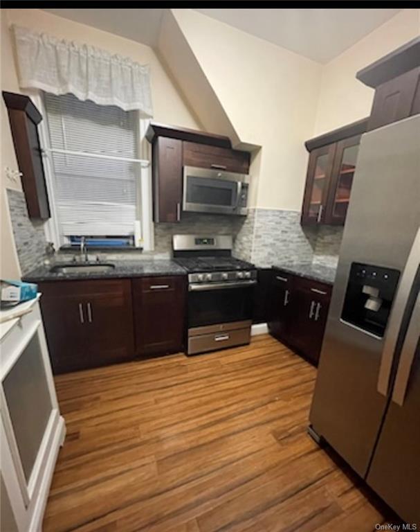 Foto del edificio - 43 Hancock Ave