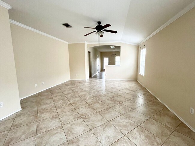 Building Photo - Buda Home for Lease