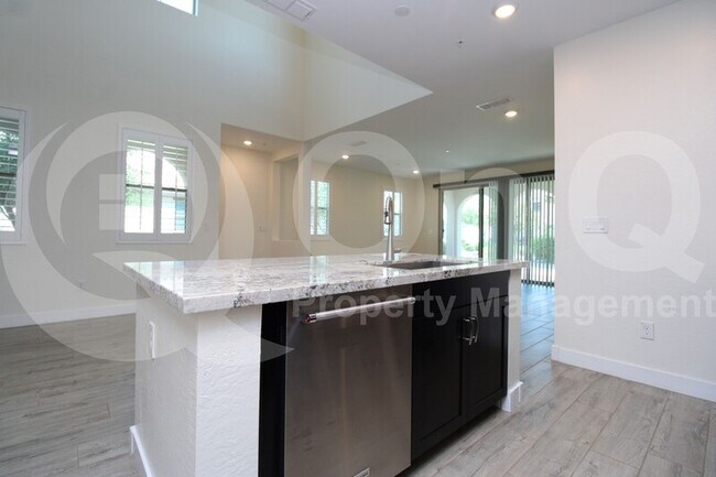 Foto del edificio - 3855 S McQueen Rd