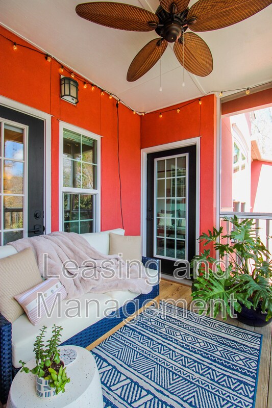 Building Photo - 1233 Telfair Way