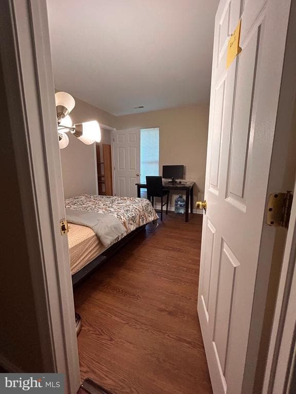 Building Photo - 8 Trout Lily Ct