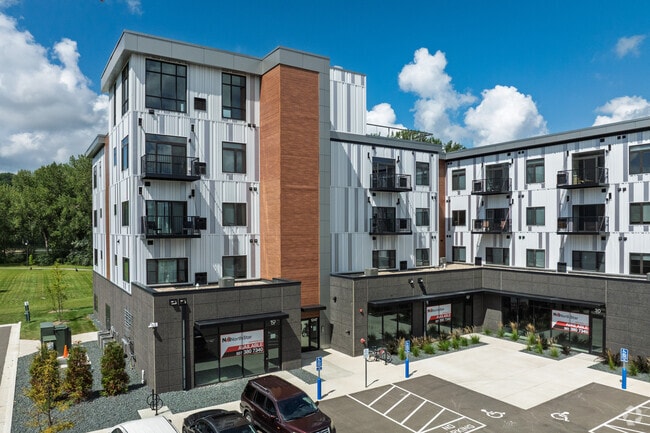 Building Photo - Axis Lofts
