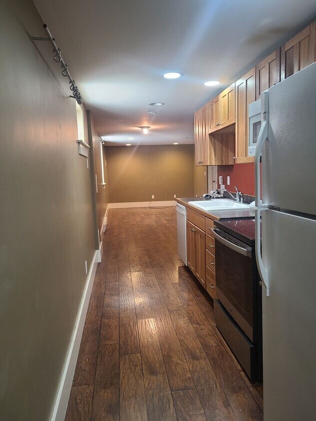Foto principal - 401 S Tracy Ave