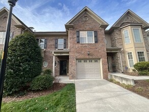 Building Photo - 27 Cherine Way