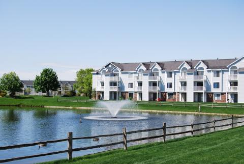 The Crossings Apartments Rentals - Grand Rapids, Mi 