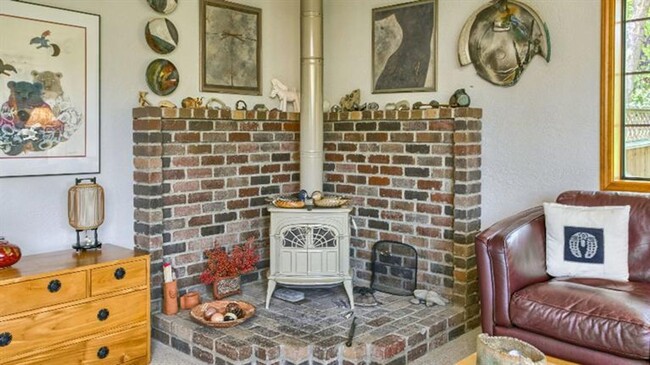Foto del edificio - Serene 3 bed/2 bath home in beautiful gard...