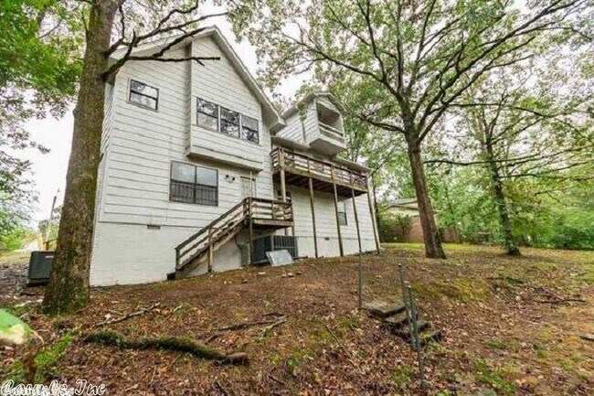 Foto del edificio - 8024 Danwood Dr