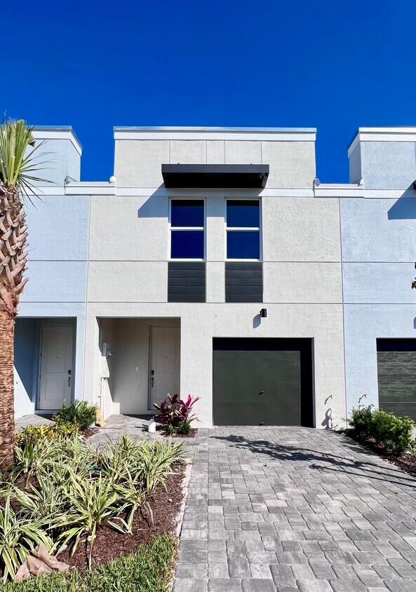 5656 Mentmore Dr, Riviera Beach, FL 33407 Townhouse for Rent in