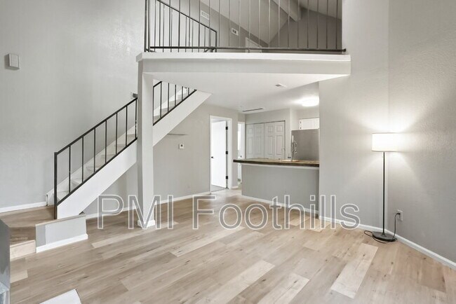 Foto del edificio - 832 S Vance St
