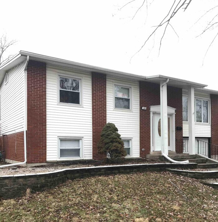 534 Longwood Dr, Glenwood, IL 60425 House Rental in Glenwood, IL